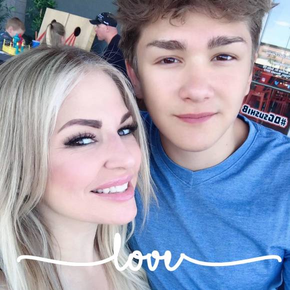 vikkstir11
